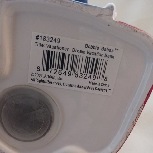 Vintage Excellent Condition Bobble Babes Vacationer Dream Vacation Bank - Picture 7 of 7